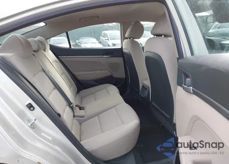 2017 Hyundai Elantra Se из США, поврежденный, VIN KMHD74LF0HU380123